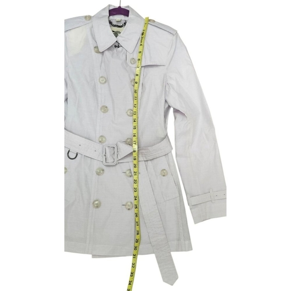 Burberry Coat - Sandringham Short Trench color light lavender Size 8 - Picture 15 of 16